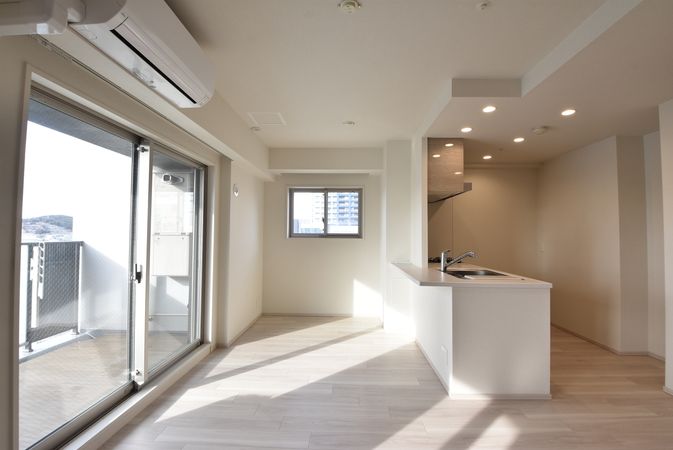 プレサンスロジェ岡山駅元町 リビング プレサンスロジェ岡山駅元町 リビング