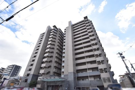 リビンコートプライム奉還町 外観