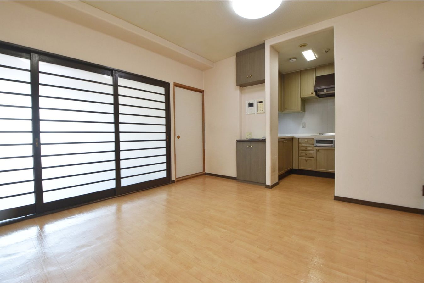 ライオンズマンション西古松 リビング リビング