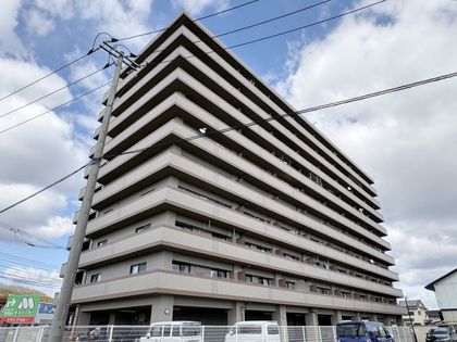 エクセル東岡山 外観