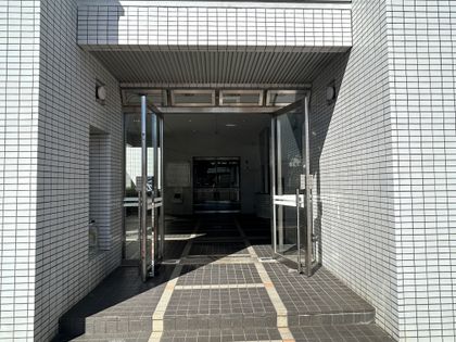 サーパス東古松 エントランス エントランス
