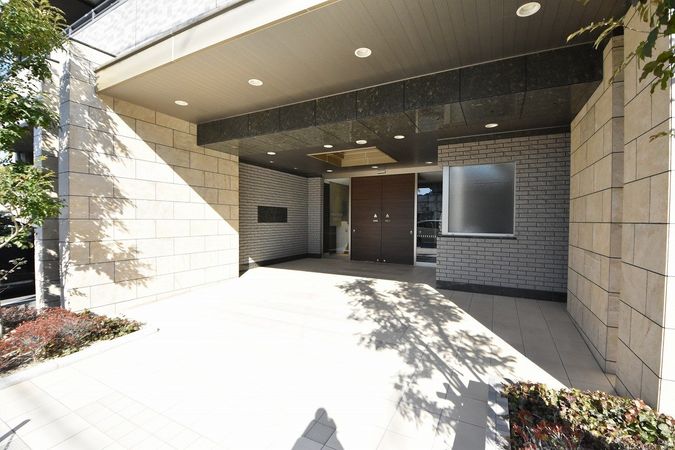 ロイヤルガーデン後楽園東 エントランス ロイヤルガーデン後楽園東 エントランス