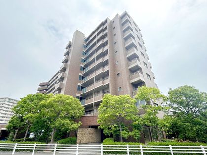 サーパス医大南 外観