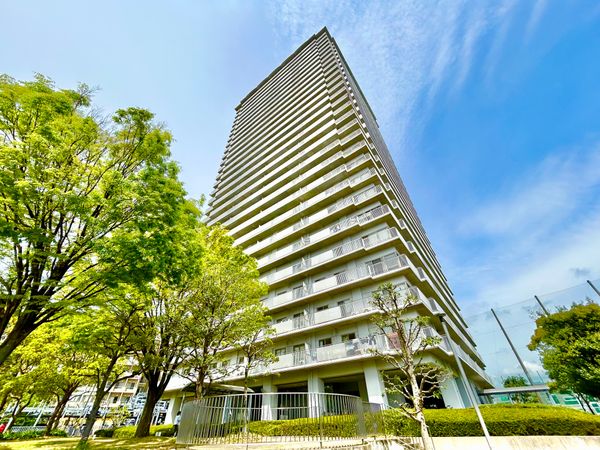 ファミールタワープラザ岡山イーストタワー 外観 ファミールタワープラザ岡山イーストタワー 外観