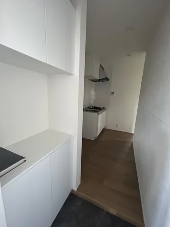 賃借人に喜ばれる収納力のあるシューズボックス付き玄関スペース。