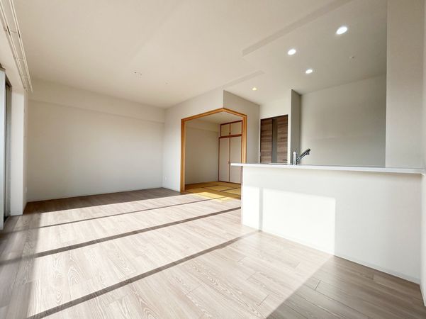 フローレンス長束ブライトレジデンス リビング