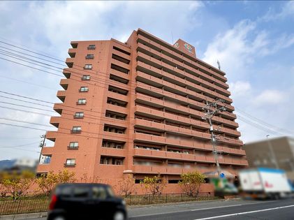 グランパル西原 外観