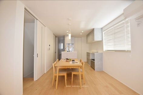 日宇那町 2号棟(未入居) リビング