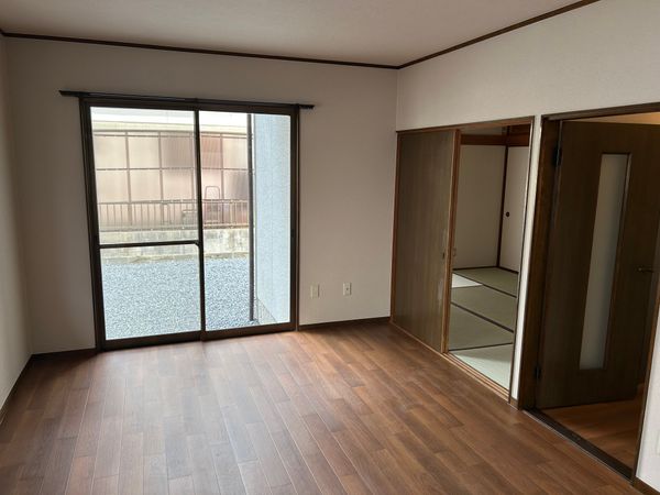 神山3丁目 戸建 リビング