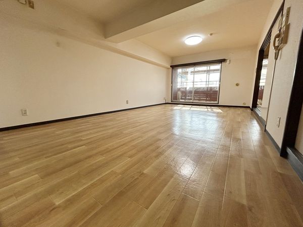 ポレスター広島 室内