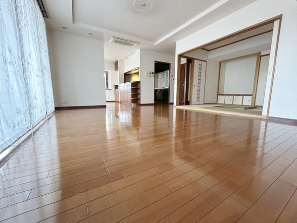 フローレンス上幟町プレステージ リビング フローレンス上幟町プレステージ リビング