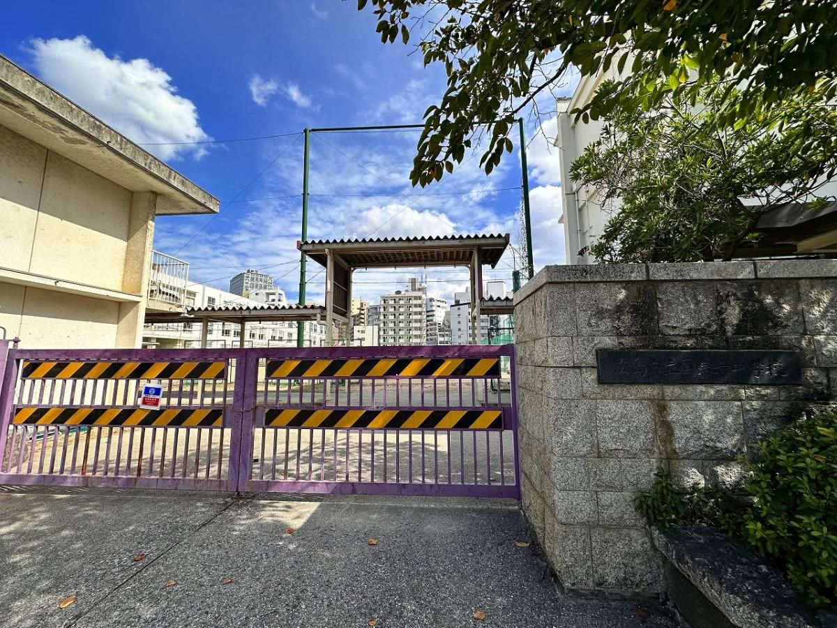 広島市立国泰寺中学校（約800ｍ）