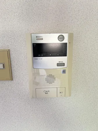 インターホン
