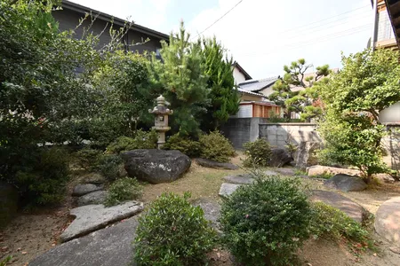 日本庭園があります。