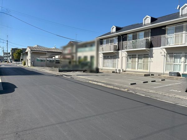 フローレス辰巳 前面道路含む外観 フローレス辰巳 前面道路含む外観