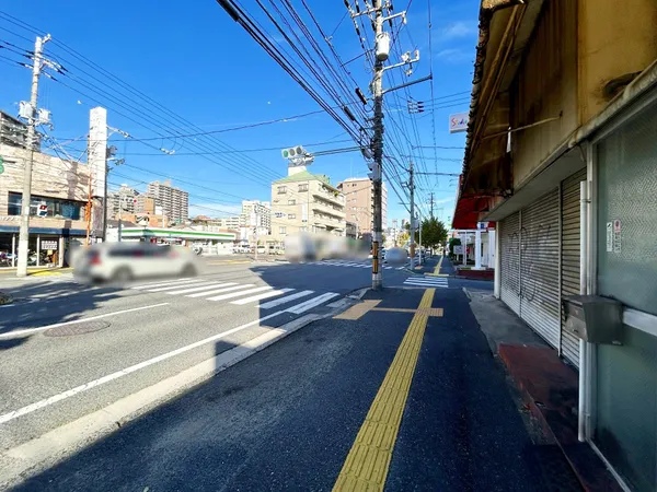 北側前面道路