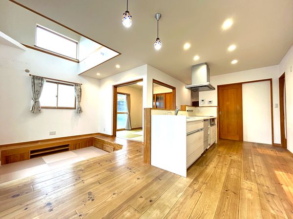 鹿籠1丁目 戸建 リビング