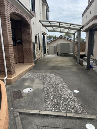 向洋本町 戸建 駐車場