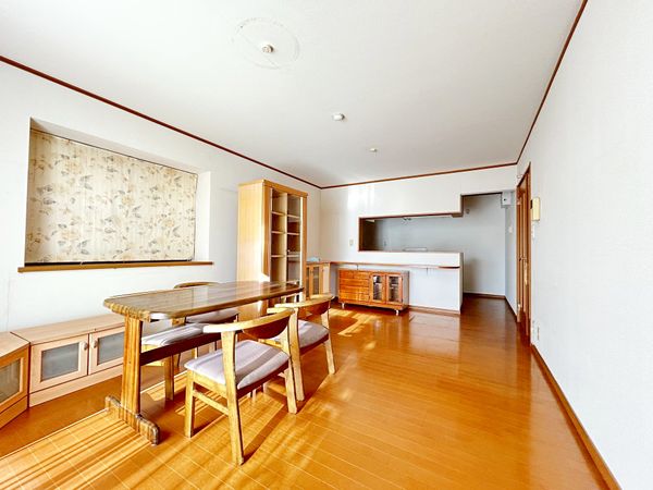 中山新町3丁目 戸建 リビング 中山新町3丁目 戸建 リビング