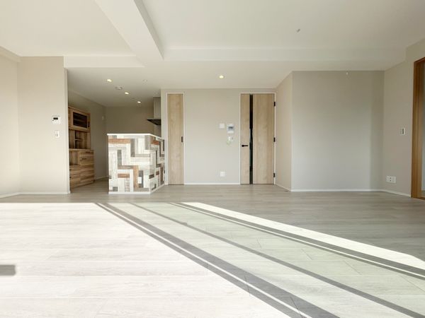 エールヴィータ牛田新町リバーウォーク リビング