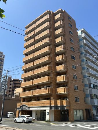 ダイアパレス比治山公園 外観
