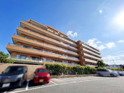 ダイアパレス温品 駐車場