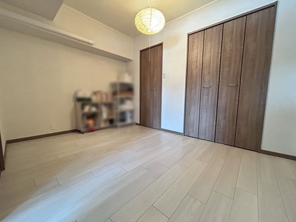 シャンボール広交 室内