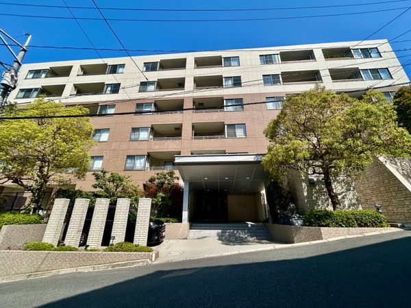 ライオンズヴィアーレ牛田旭 外観