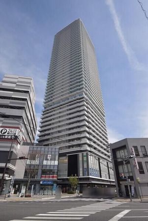 グランクロスタワー広島 外観
