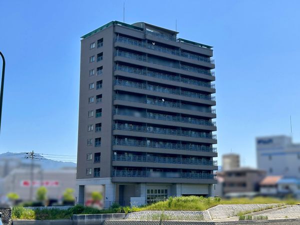 アーバンビューリバーコート 外観