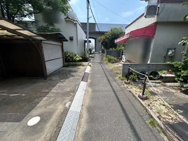 北側通路