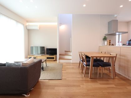 西阿知町戸建 リビング