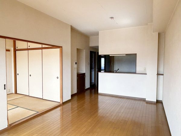 アマネセール西之町 リビング アマネセール西之町 リビング
