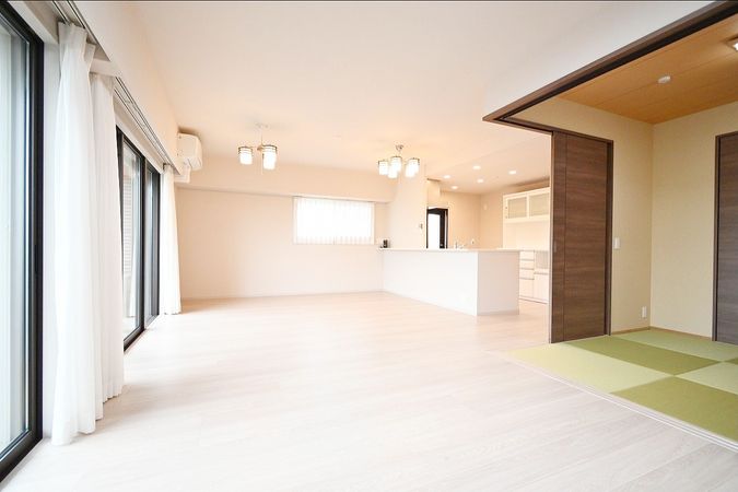 サーパス倉敷市役所前 リビング サーパス倉敷市役所前 リビング