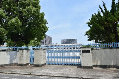 天満小学校（約350ｍ）