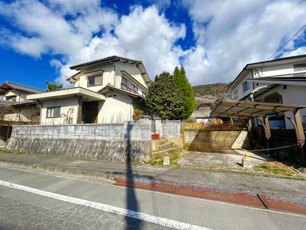 五月が丘三丁目 古家付土地 前面道路含む外観 五月が丘三丁目 古家付土地 前面道路含む外観