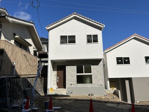 カーサ・ヴェルディ三滝本町1丁目 外観