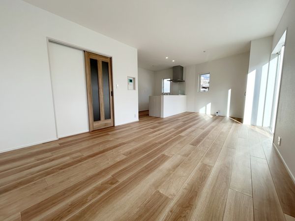 カーサ・ヴェルディ亀崎4丁目 リビング カーサ・ヴェルディ亀崎4丁目 リビング