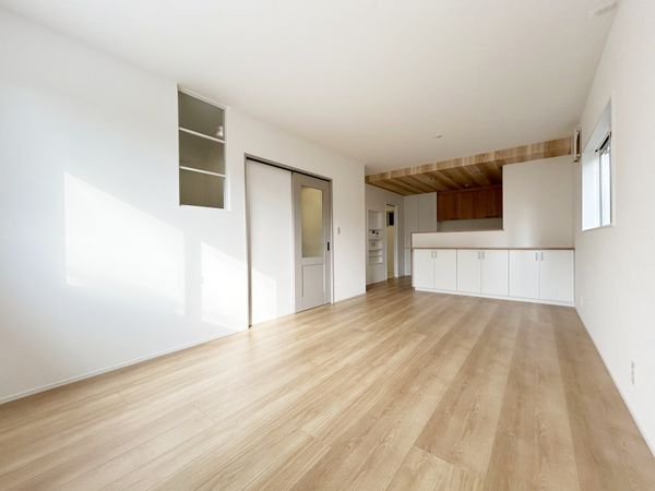 己斐中三丁目 新築戸建 リビング