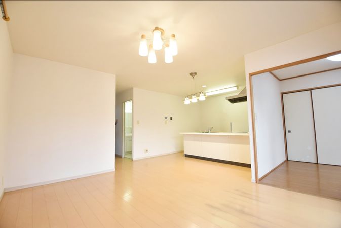 ソフィスコート庚午北 リビング