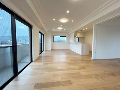 フローレンス天満 リビング