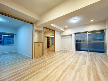 横川コーポラス リビング