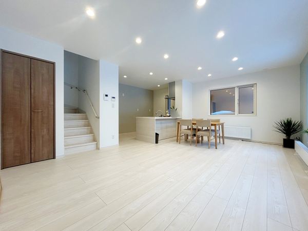 南11条西17丁目 戸建 リビング リビング