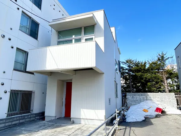 建築家中山眞琴氏設計（旧ナカヤマアーキテクツ）