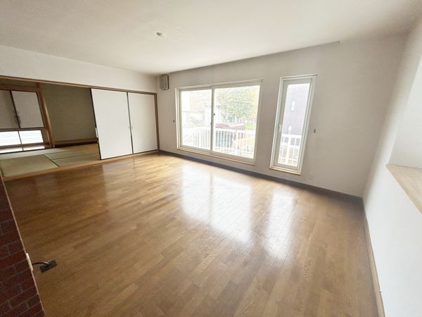 南24条西12丁目 戸建 リビング