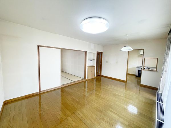 南13条西15丁目 戸建 リビング