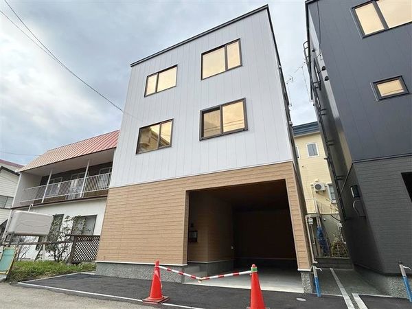 南13条西13丁目 新築戸建1号棟 外観