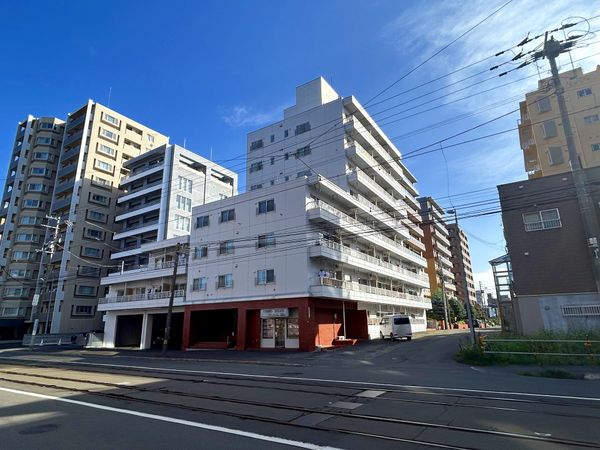 シャンボール南12条 外観