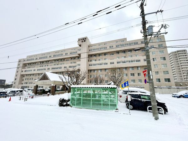 コープ野村山鼻 外観