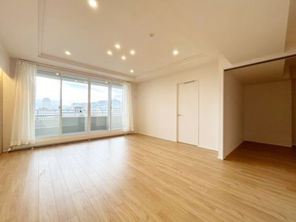 D’クラディア植物園 リビング